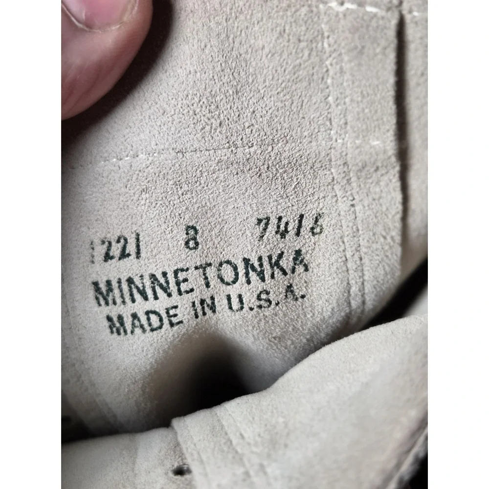 Vintage Minnetonka Fringe Boots in Grey Suede Size 8 USA Made